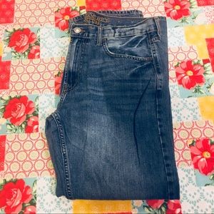American Eagle Men’s original boot jeans